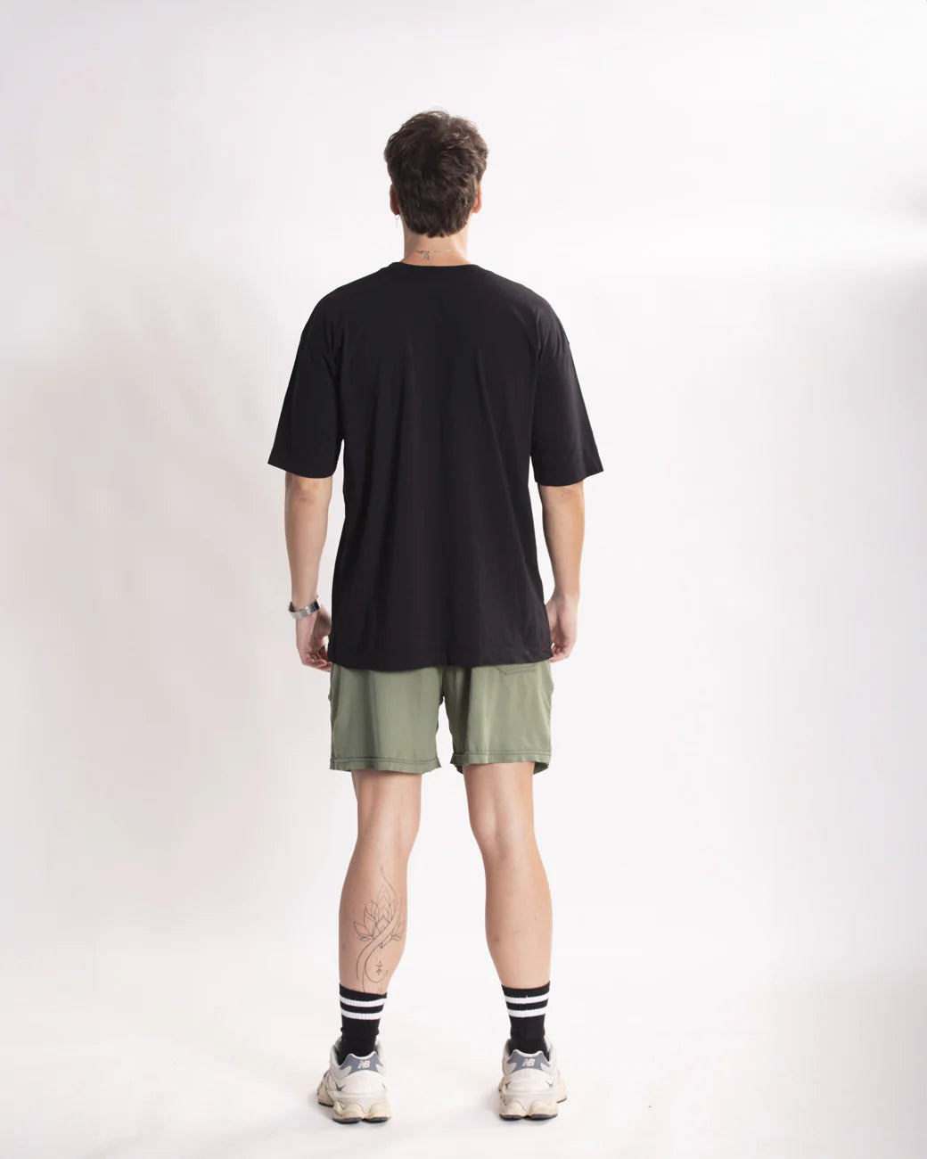 Camiseta - Oversized Preta