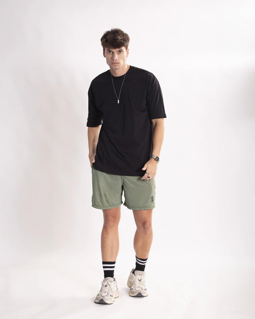Camiseta - Oversized Preta